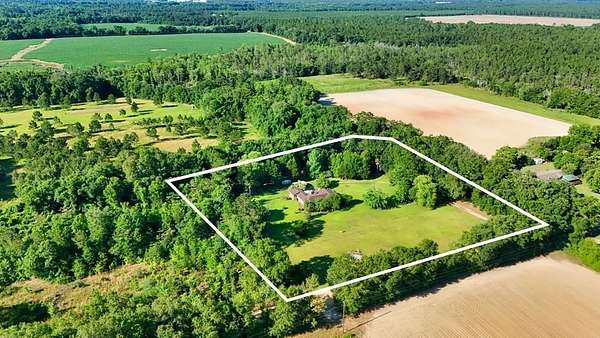 3 Acres of Residential Land with Home for Sale in Camilla, Georgia