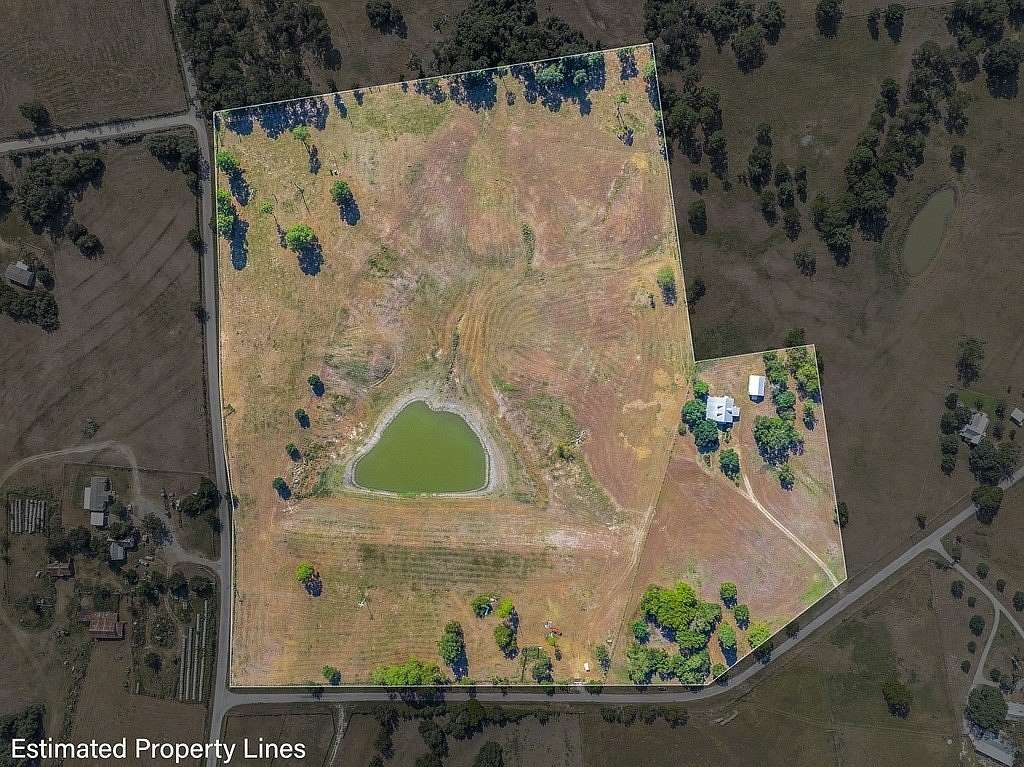 30 Acres of Agricultural Land with Home for Sale in Brenham, Texas