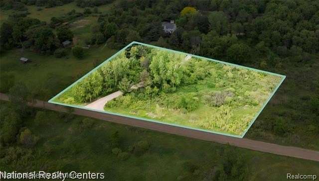 3 Acres of Residential Land for Sale in Pinckney, Michigan