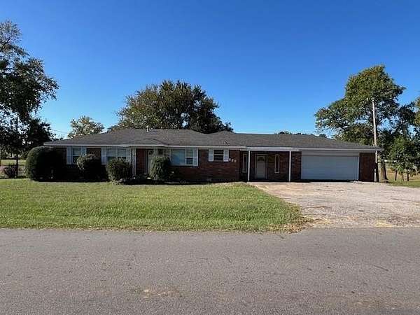 2.5 Acres of Residential Land with Home for Sale in Lamar, Arkansas