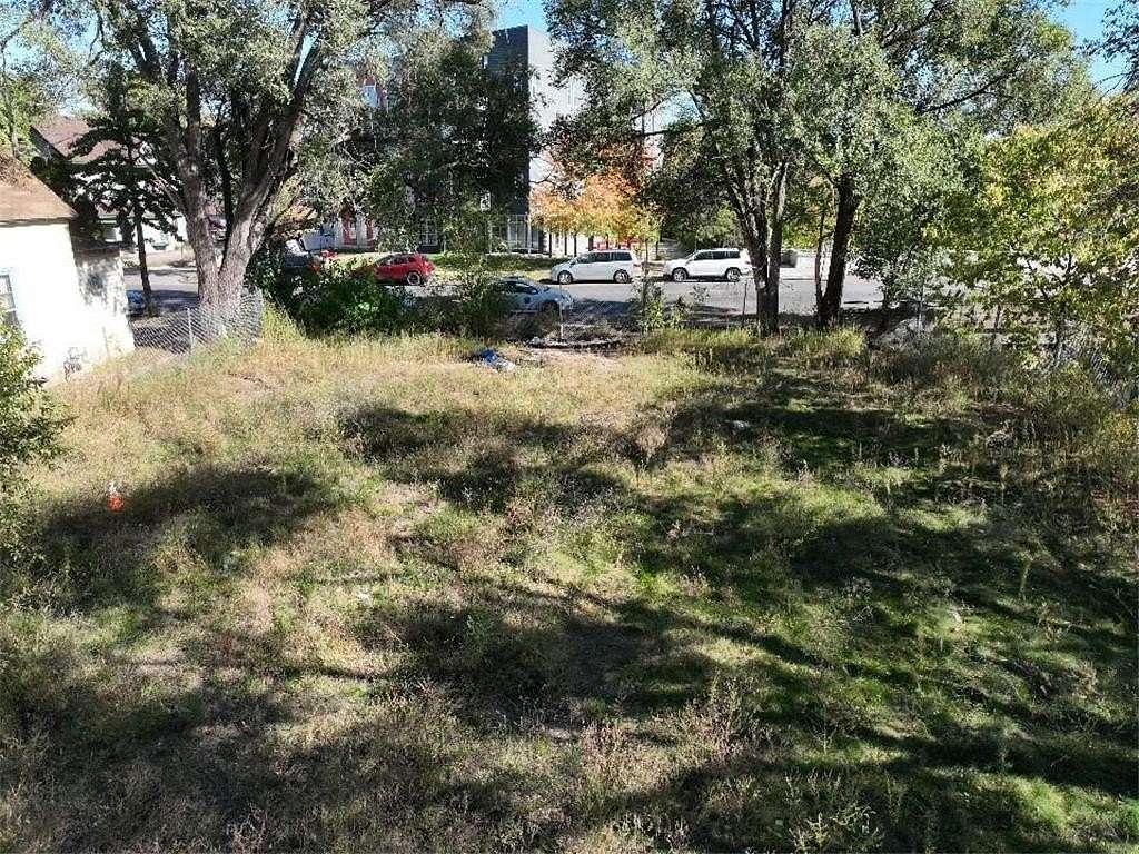 0.12 Acres of Mixed-Use Land for Sale in Minneapolis, Minnesota