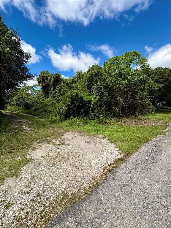 0.5 Acres of Residential Land for Sale in Lehigh Acres, Florida
