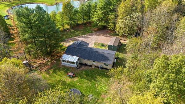 5.24 Acres of Residential Land with Home for Sale in Johnstown, Ohio