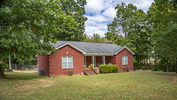 1 Acre of Residential Land with Home for Sale in Five Points, Tennessee