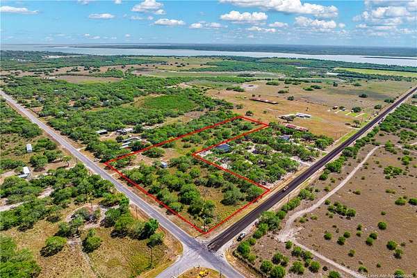 5 Acres of Residential Land for Sale in Riviera, Texas