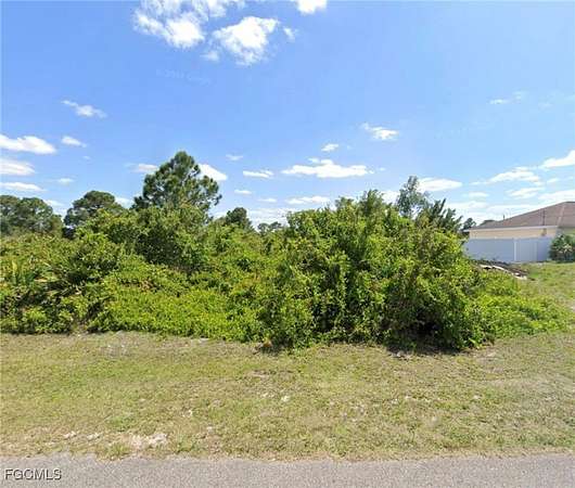 0.25 Acres of Residential Land for Sale in Lehigh Acres, Florida