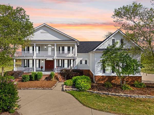 11 Acres of Land with Home for Sale in Georgetown, Kentucky