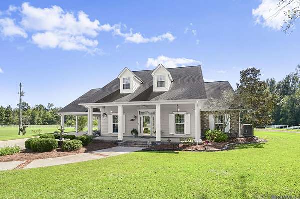 4 Acres of Residential Land with Home for Sale in Gonzales, Louisiana