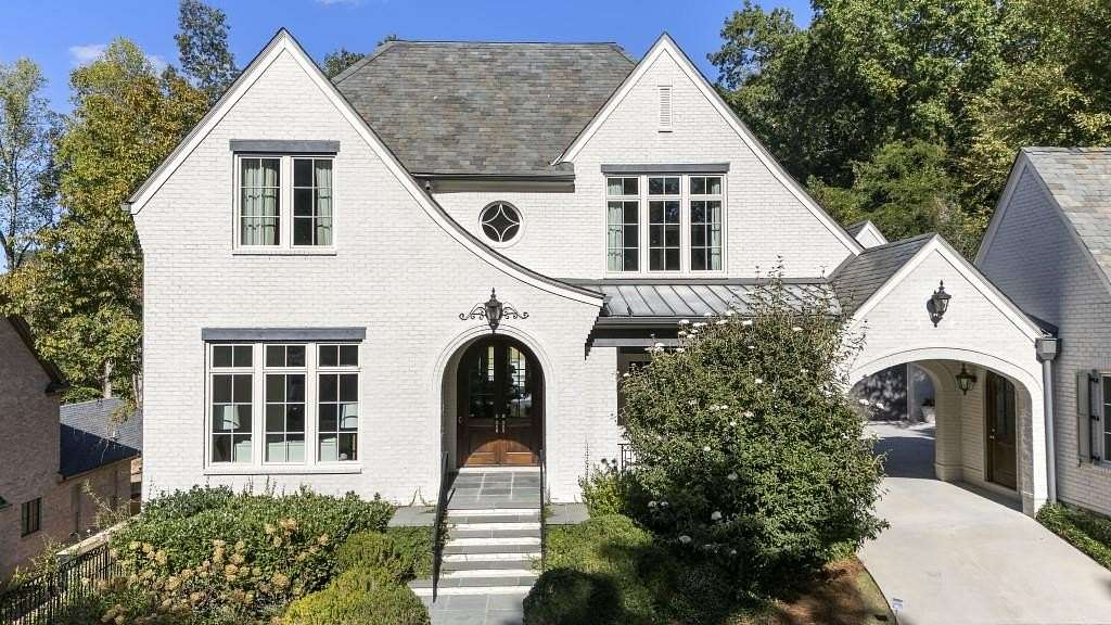 1.6 Acres of Residential Land with Home for Sale in Atlanta, Georgia