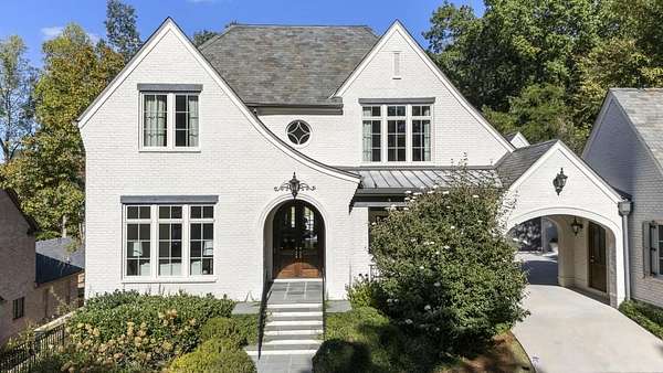 1.6 Acres of Residential Land with Home for Sale in Atlanta, Georgia