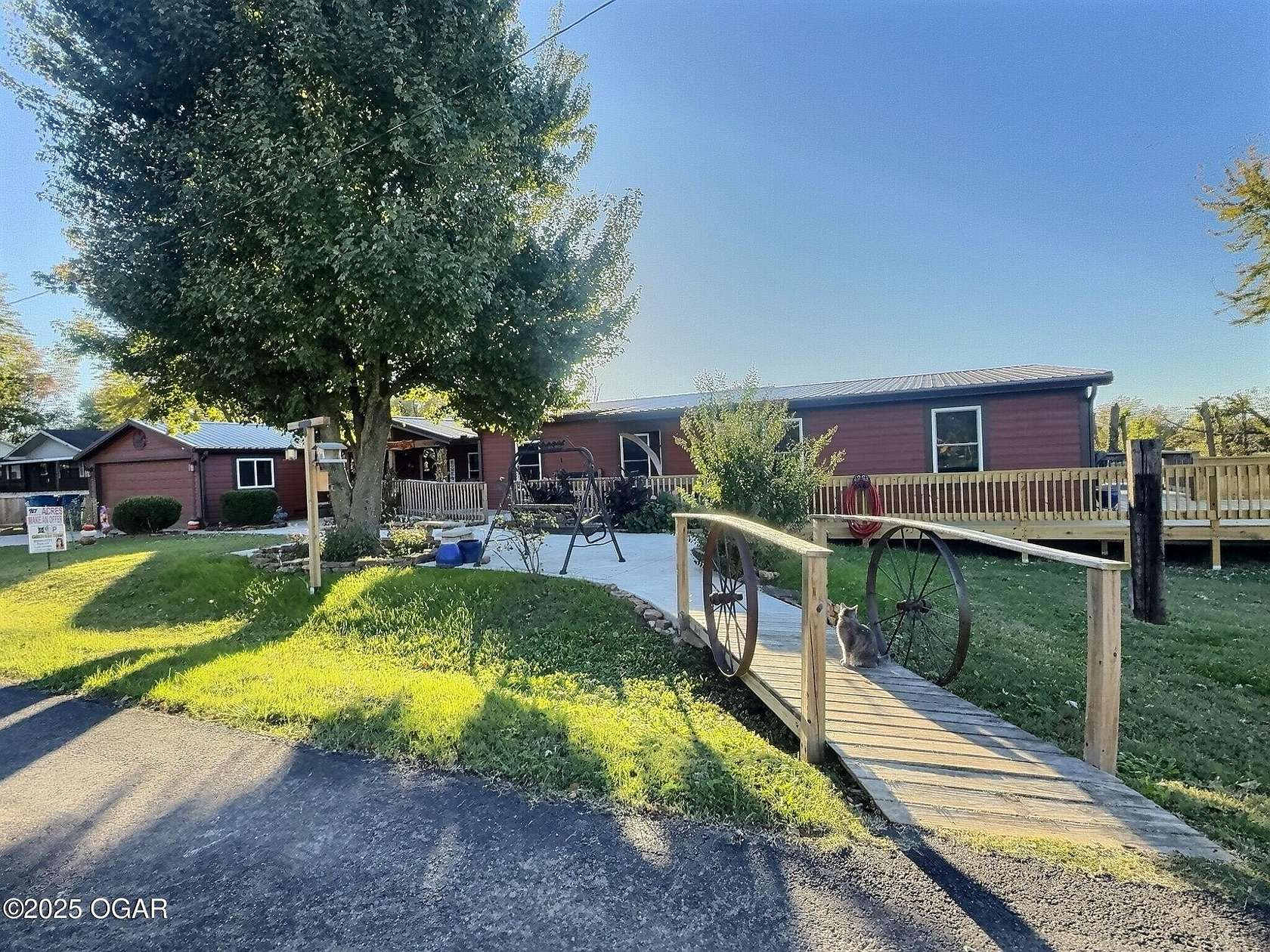 9 Acres of Residential Land with Home for Sale in Diamond, Missouri