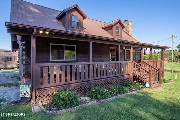 2 Acres of Residential Land with Home for Sale in Kodak, Tennessee