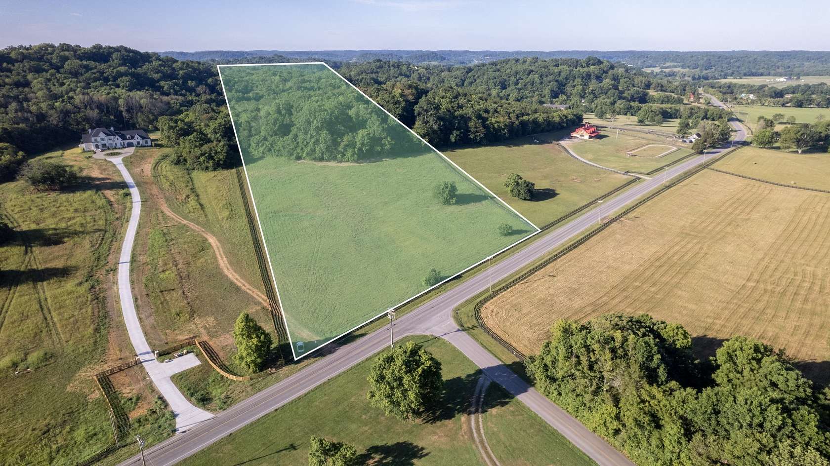 21.9 Acres of Agricultural Land for Sale in Franklin, Tennessee