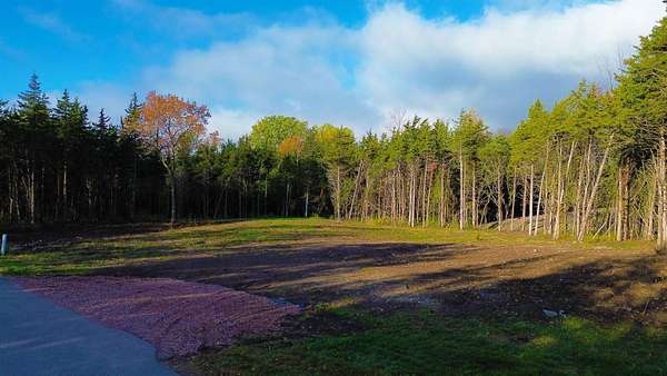 1.86 Acres of Residential Land for Sale in South Hero, Vermont