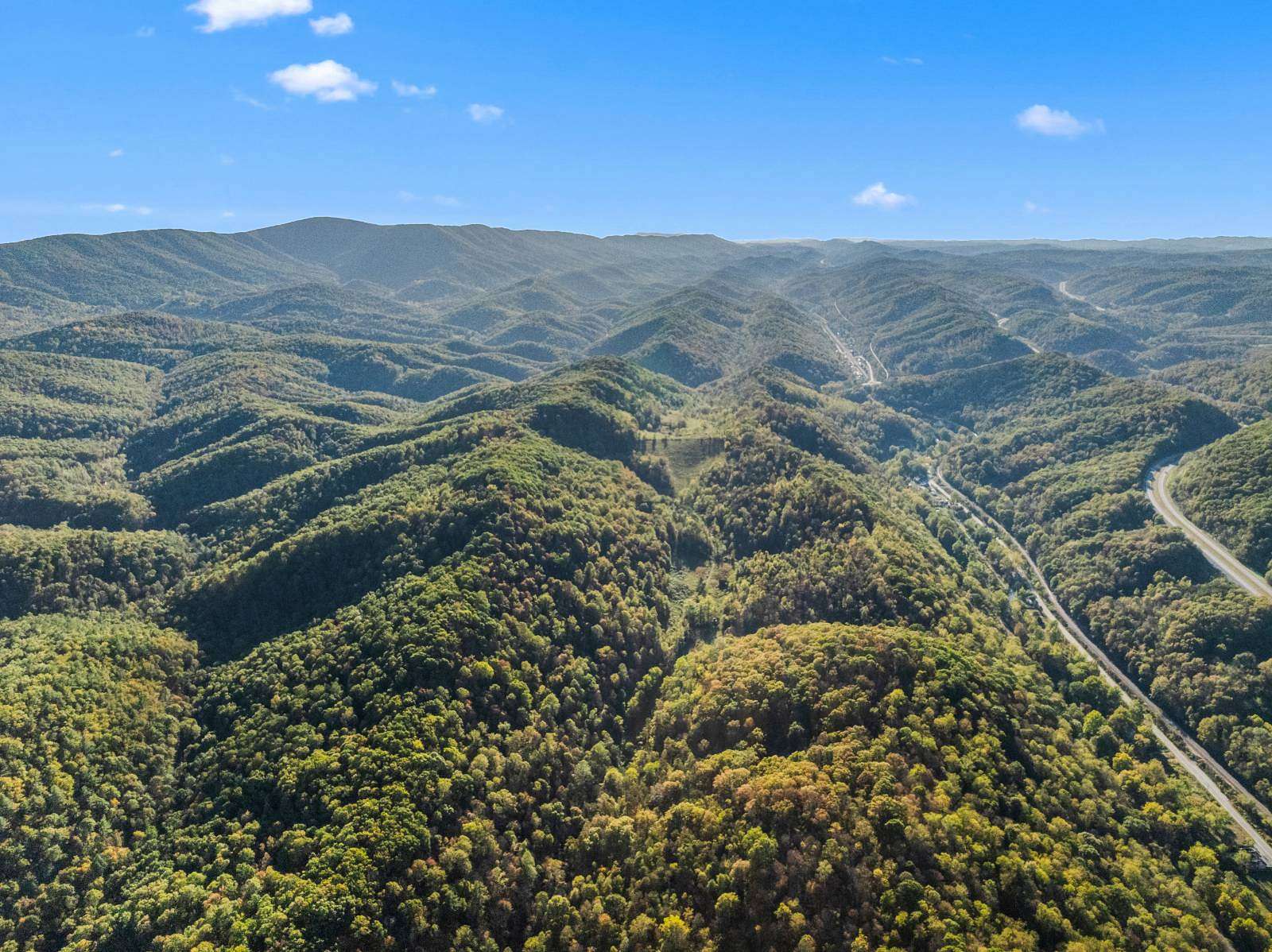 976 Acres of Recreational Land for Sale in Princeton, West Virginia