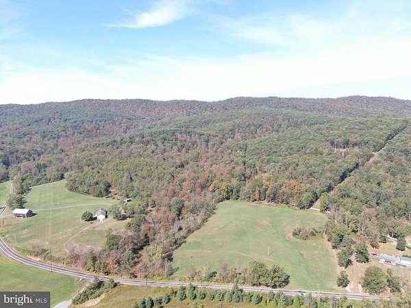 10 Acres of Recreational Land for Auction in Upper Strasburg, Pennsylvania