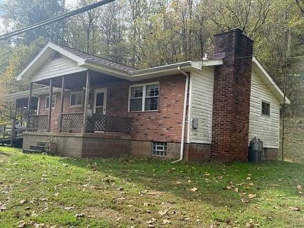 30 Acres of Land with Home for Sale in Moundsville, West Virginia