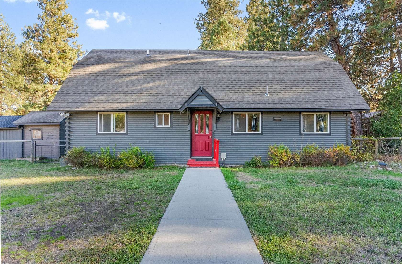 3 Acres of Residential Land with Home for Sale in Victor, Montana