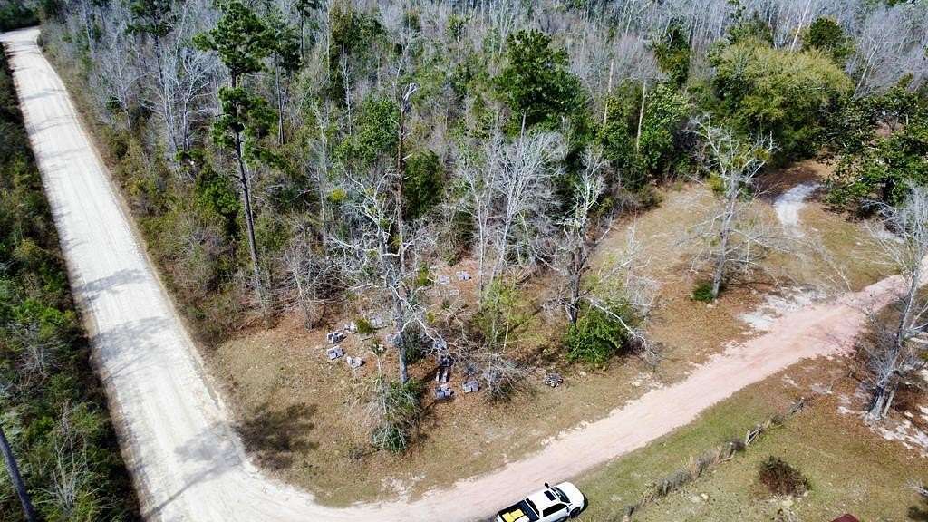 0.5 Acres of Residential Land for Sale in Wewahitchka, Florida