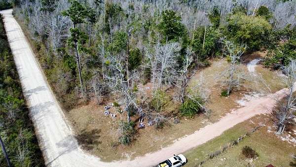 0.5 Acres of Residential Land for Sale in Wewahitchka, Florida