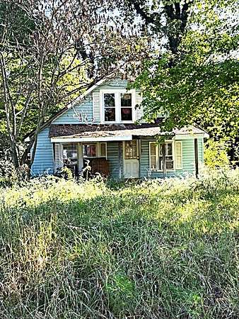 0.28 Acres of Mixed-Use Land for Auction in Manchester, Tennessee