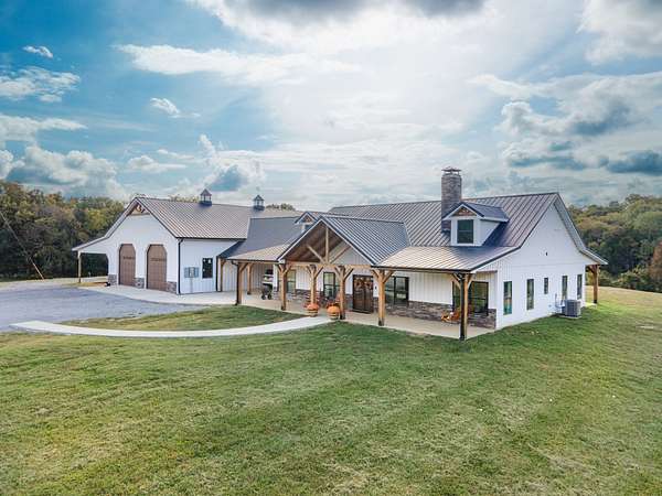 5.5 Acres of Residential Land with Home for Sale in Petersburg, Tennessee