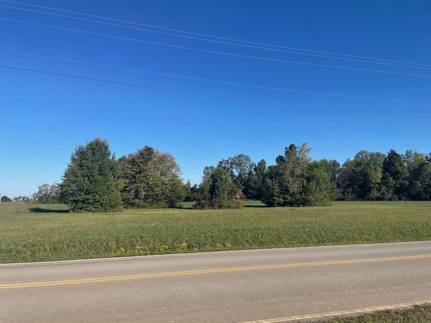 18 Acres of Commercial Land for Sale in Clarksville, Tennessee