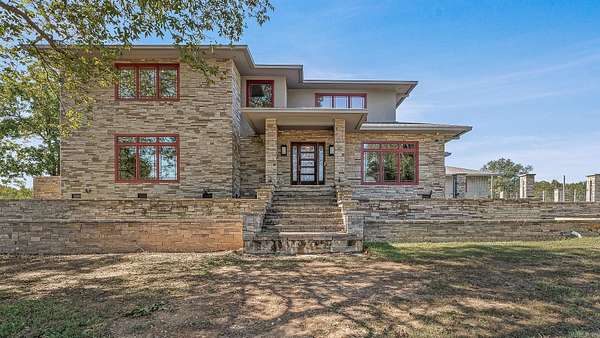 26 Acres of Land with Home for Sale in Jonesboro, Arkansas