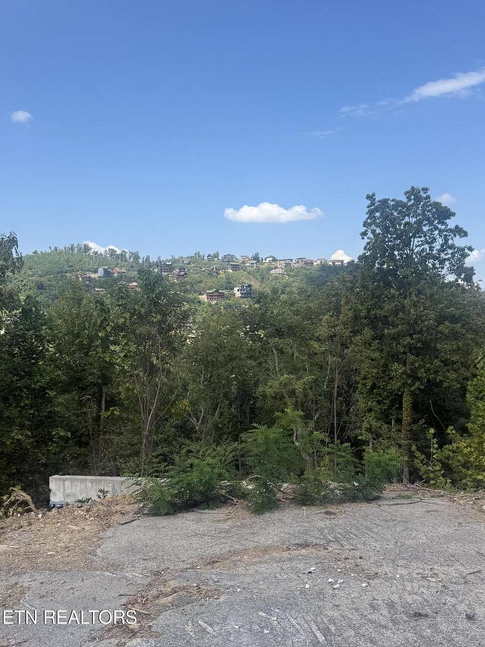 0.1 Acres of Residential Land for Sale in Gatlinburg, Tennessee