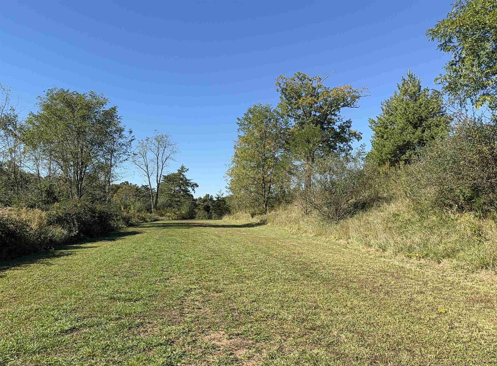 5 Acres of Residential Land for Sale in Barboursville, West Virginia