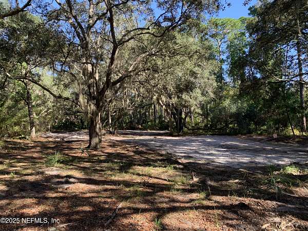 4.83 Acres of Land for Sale in Interlachen, Florida