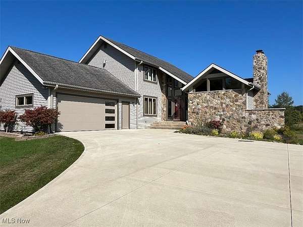 2 Acres of Residential Land with Home for Sale in Conneaut, Ohio