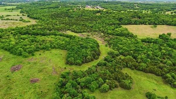 39.2 Acres of Land for Sale in Tahlequah, Oklahoma