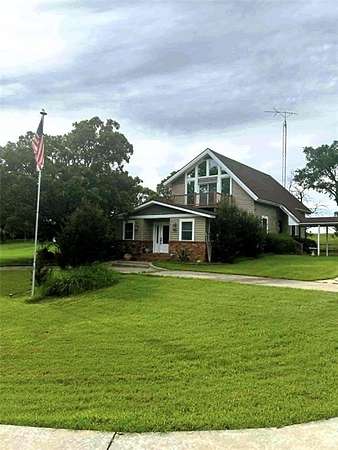 5 Acres of Residential Land with Home for Sale in Holdenville, Oklahoma