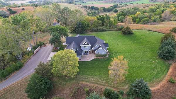 9.87 Acres of Residential Land with Home for Sale in Sioux City, Iowa