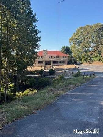 3.56 Acres of Residential Land for Sale in Laurel Park, North Carolina