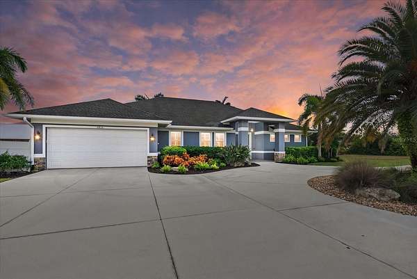 5 Acres of Land with Home for Sale in Sarasota, Florida