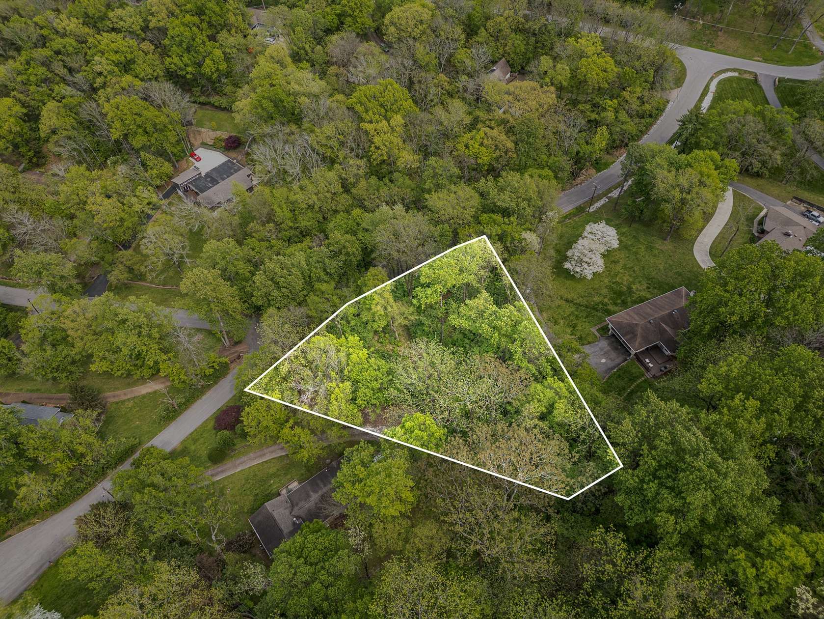 0.89 Acres of Residential Land for Sale in Brentwood, Tennessee
