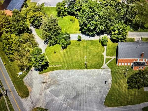 0.3 Acres of Land for Sale in London, Kentucky