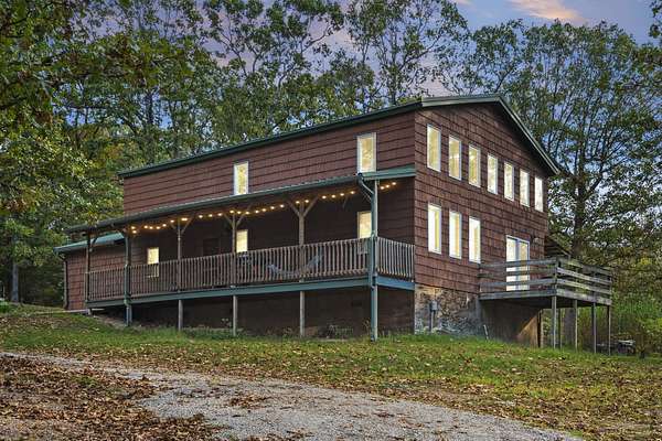 4.46 Acres of Residential Land with Home for Sale in Buffalo, Missouri