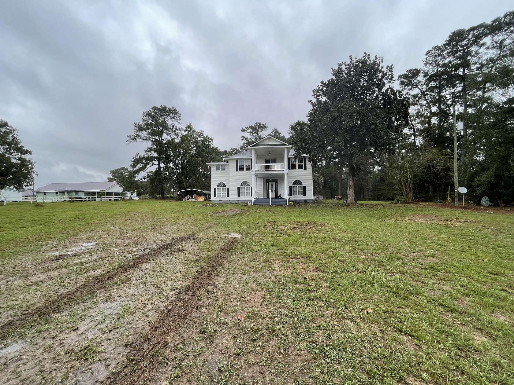 3.29 Acres of Residential Land with Home for Sale in Holly Hill, South Carolina