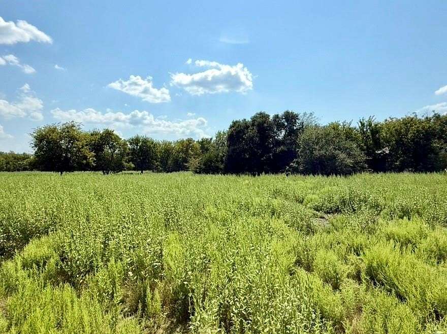 2.76 Acres of Mixed-Use Land for Sale in Crandall, Texas