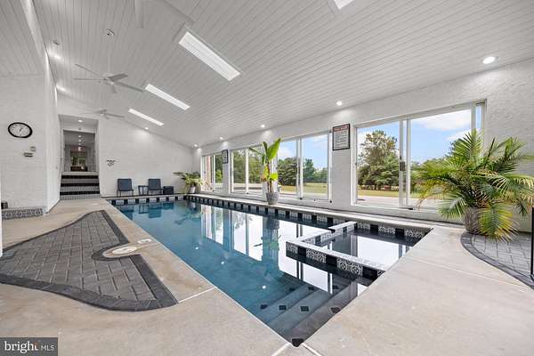 5.52 Acres of Residential Land with Home for Sale in Woolwich Township, New Jersey