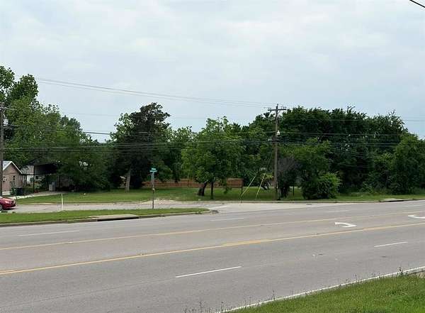 0.34 Acres of Commercial Land for Sale in Glen Rose, Texas