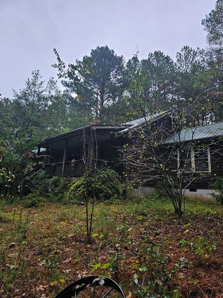 7 Acres of Residential Land with Home for Sale in Drakes Branch, Virginia