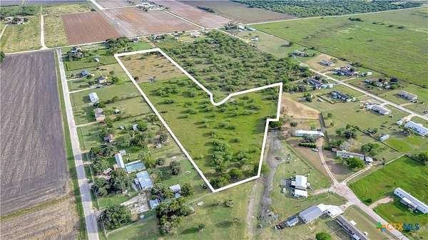9.22 Acres of Land for Sale in Victoria, Texas