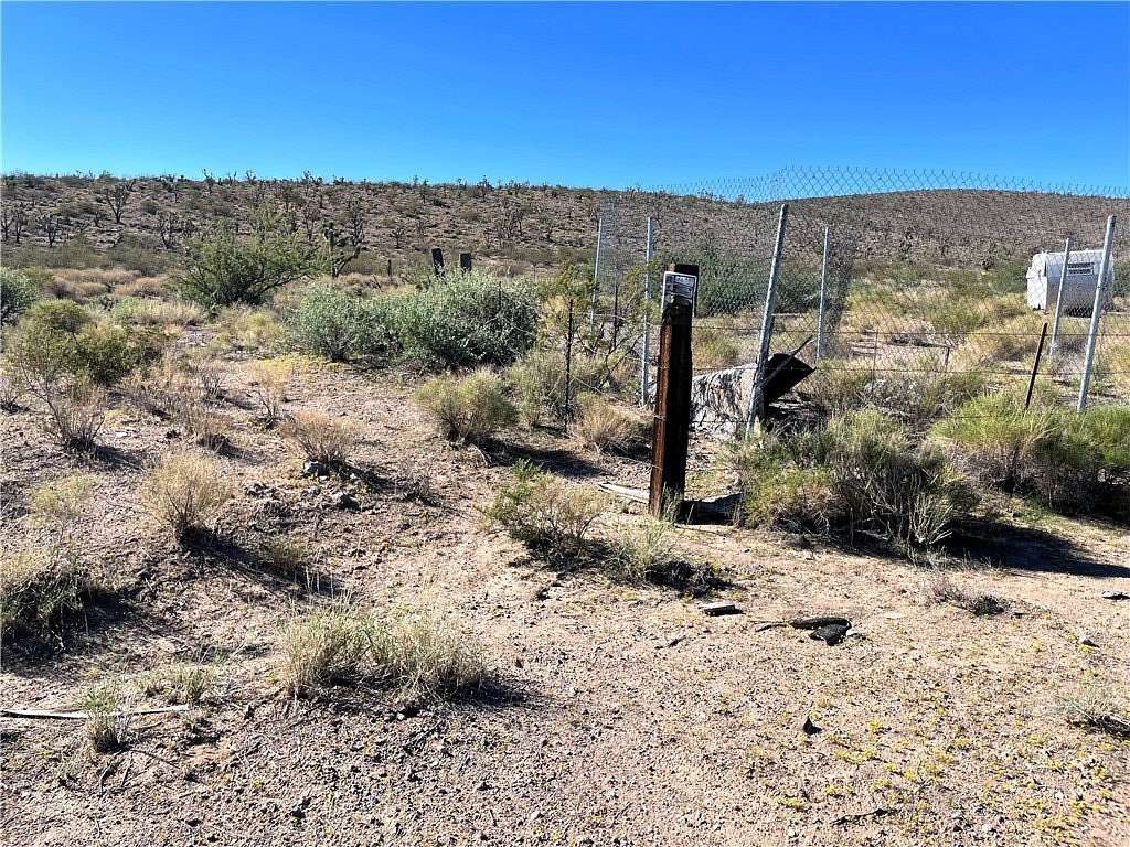 1 Acre of Residential Land for Sale in Dolan Springs, Arizona