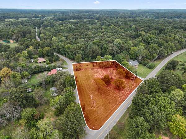 1 Acre of Residential Land for Sale in Fairview, Tennessee