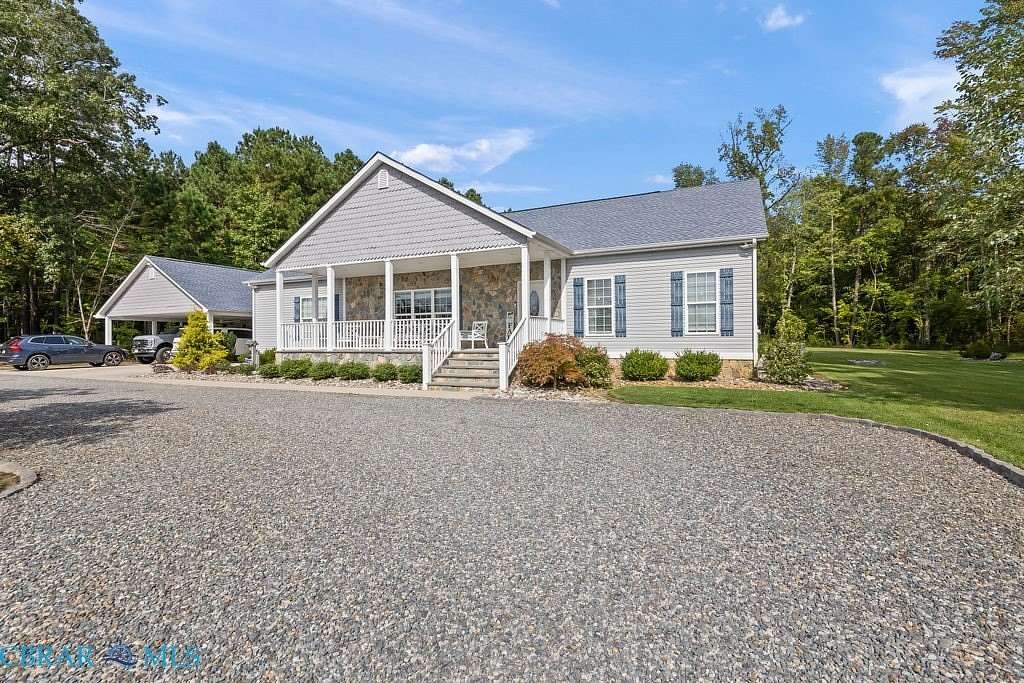 3 Acres of Residential Land with Home for Sale in Cardinal, Virginia