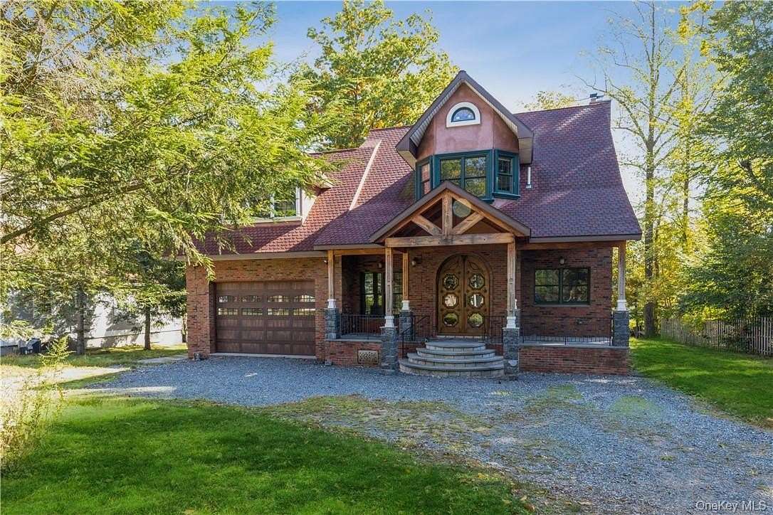 1.5 Acres of Residential Land with Home for Sale in Congers, New York